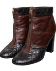 Chanel Gesteppte Two-Tone Ankle Boots mit Blockabsatz