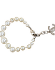 Chanel pearl bracelet with logo clasp