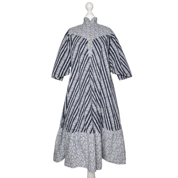 N.N. Vintage Kleid mit breiten Ärmeln im Allover-Print