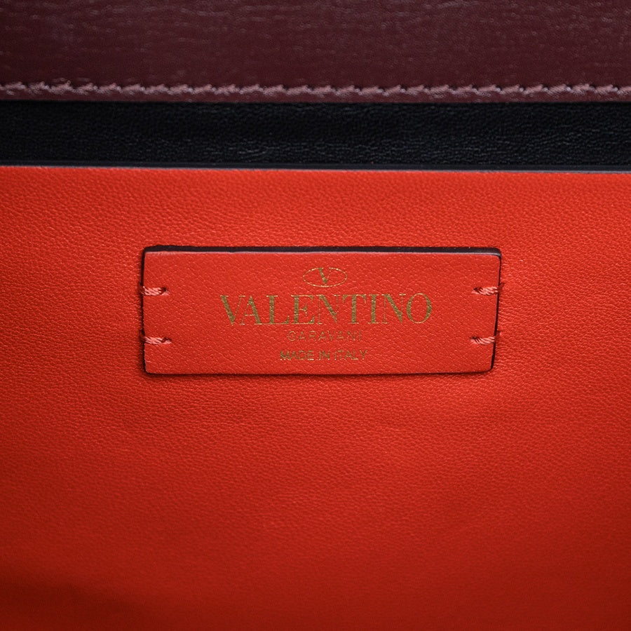 Valentino Box Bag aus Leder mit Signature-Logo
