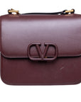 Valentino Box Bag aus Leder mit Signature-Logo