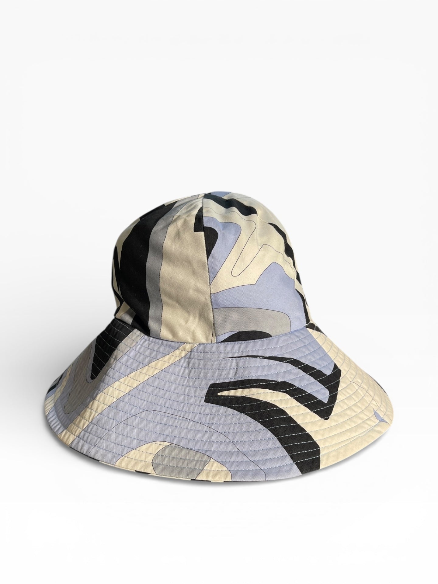 Emilio Pucci Sonnenhut im Signature Print