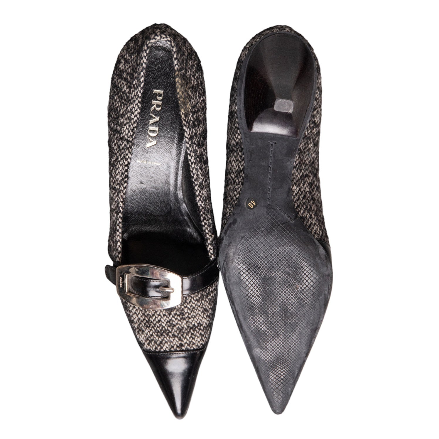 Prada Kitten Heels aus Leder und Tweed