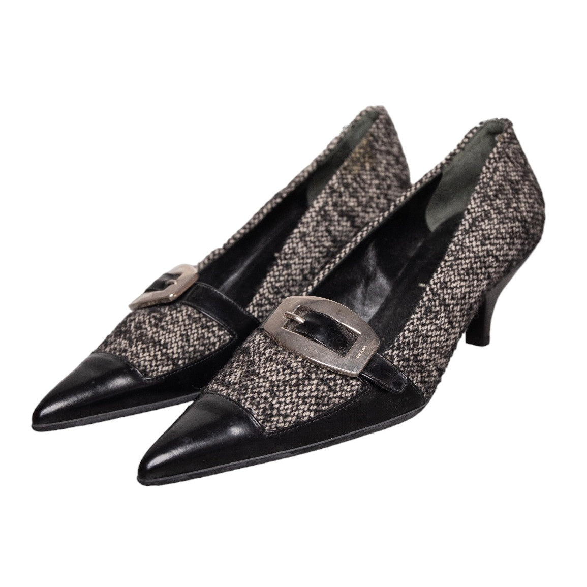 Prada Kitten Heels aus Leder und Tweed