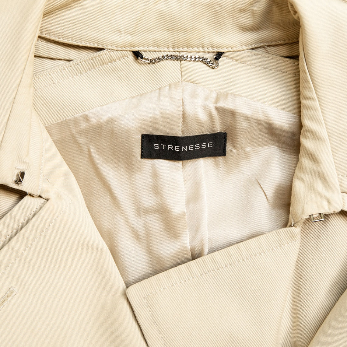 Strenesse Trenchoat mit Cutouts im Schulterbereich