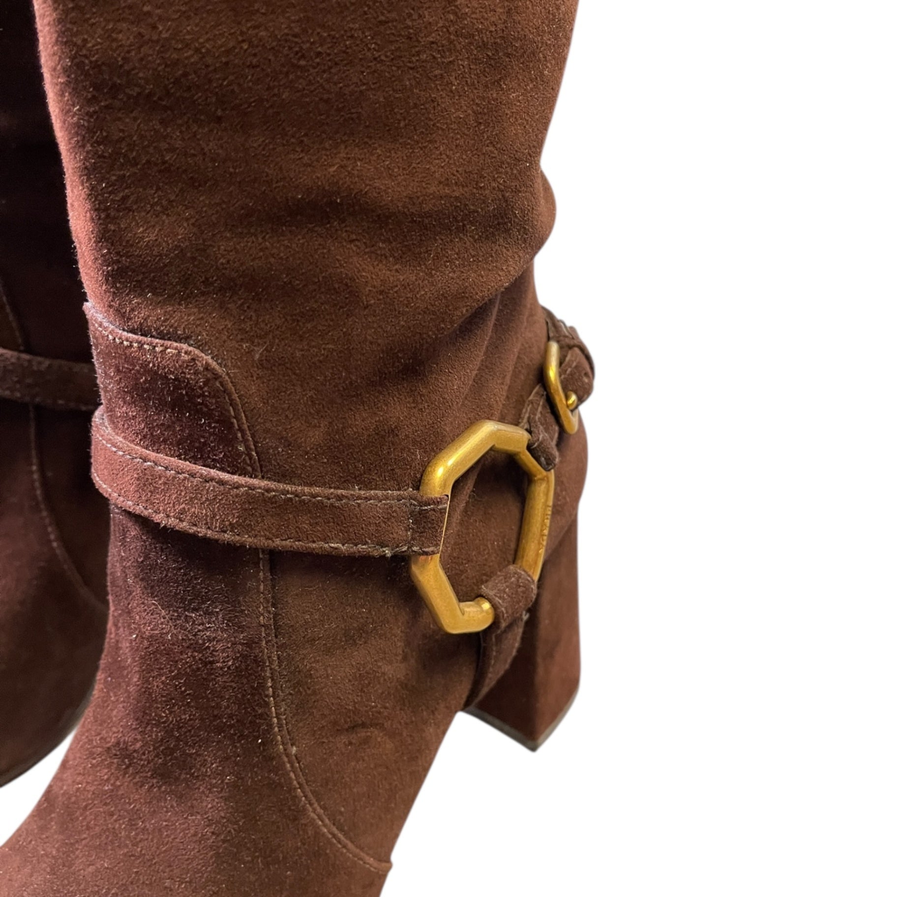 Prada Kniehohe Stiefel aus Wildleder mit Trensen-Riemen