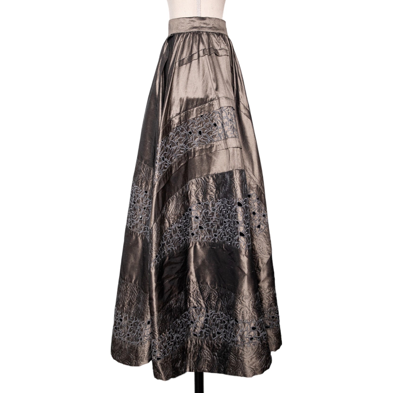 Kenzo Vintagerock aus Seidentaft