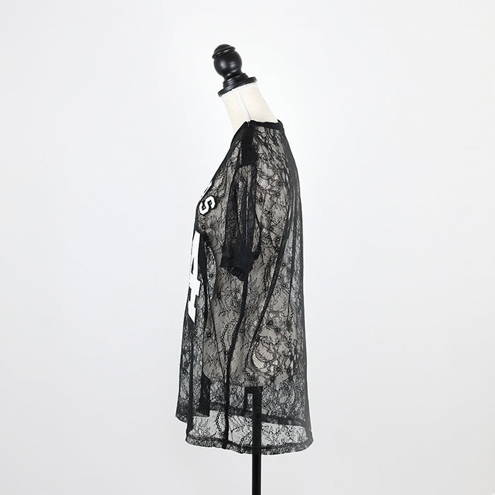 Givenchy Oversized Favelas 74 T-Shirt aus Spitze