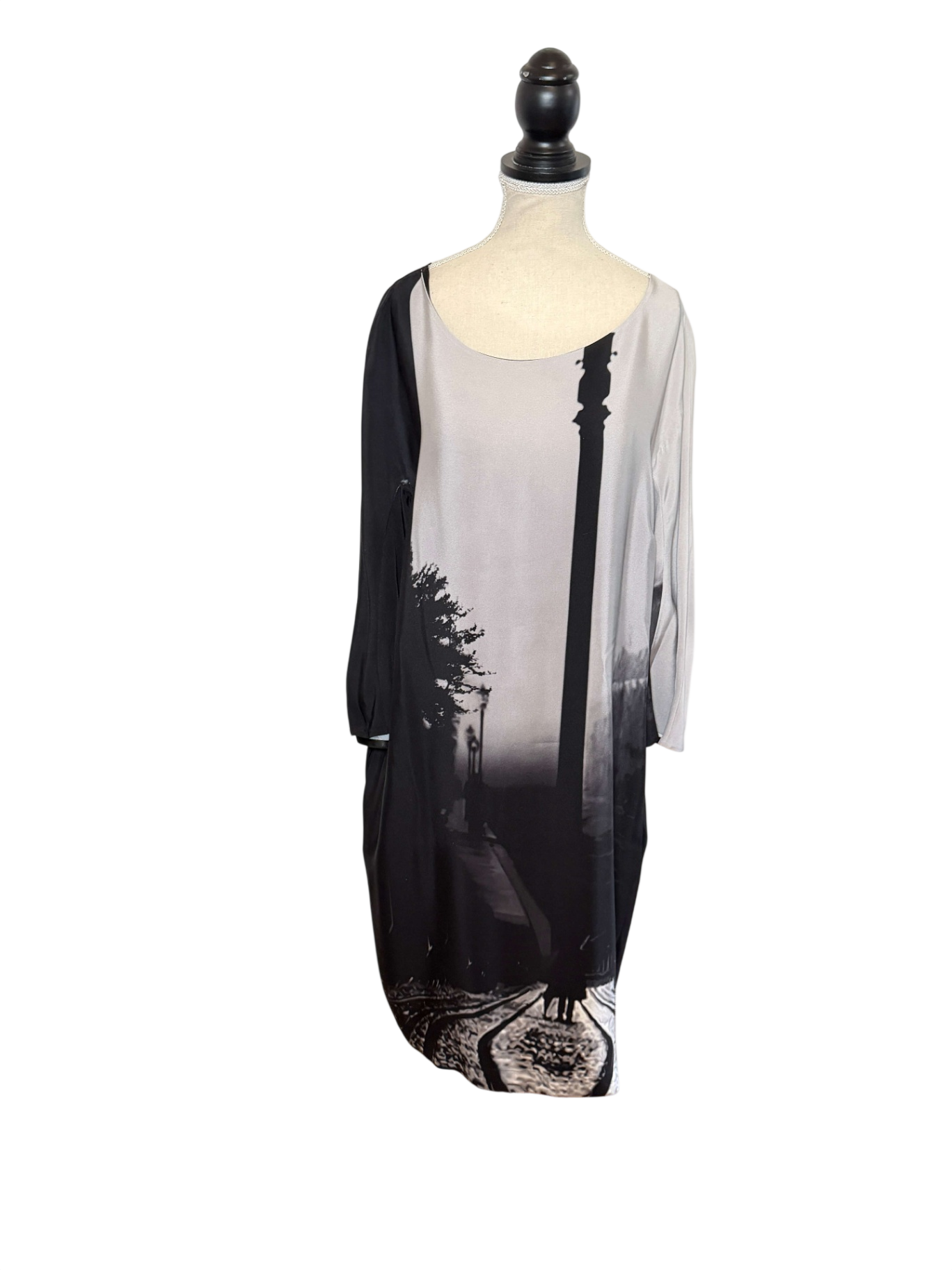 Mary Katrantzou Kleid im Grafikprint mit Taschen 
