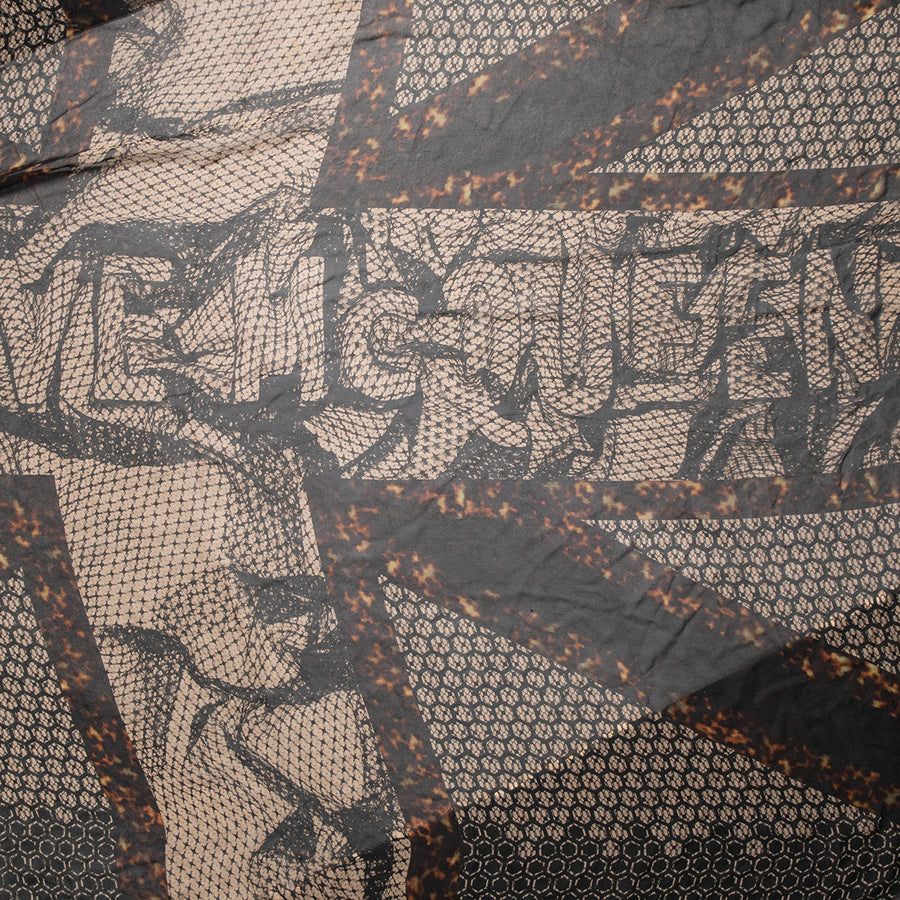 Alexander McQueen Seidentuch mit"God Save McQueen" Print
