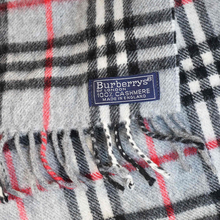 Burberry scarf with signature pattern
