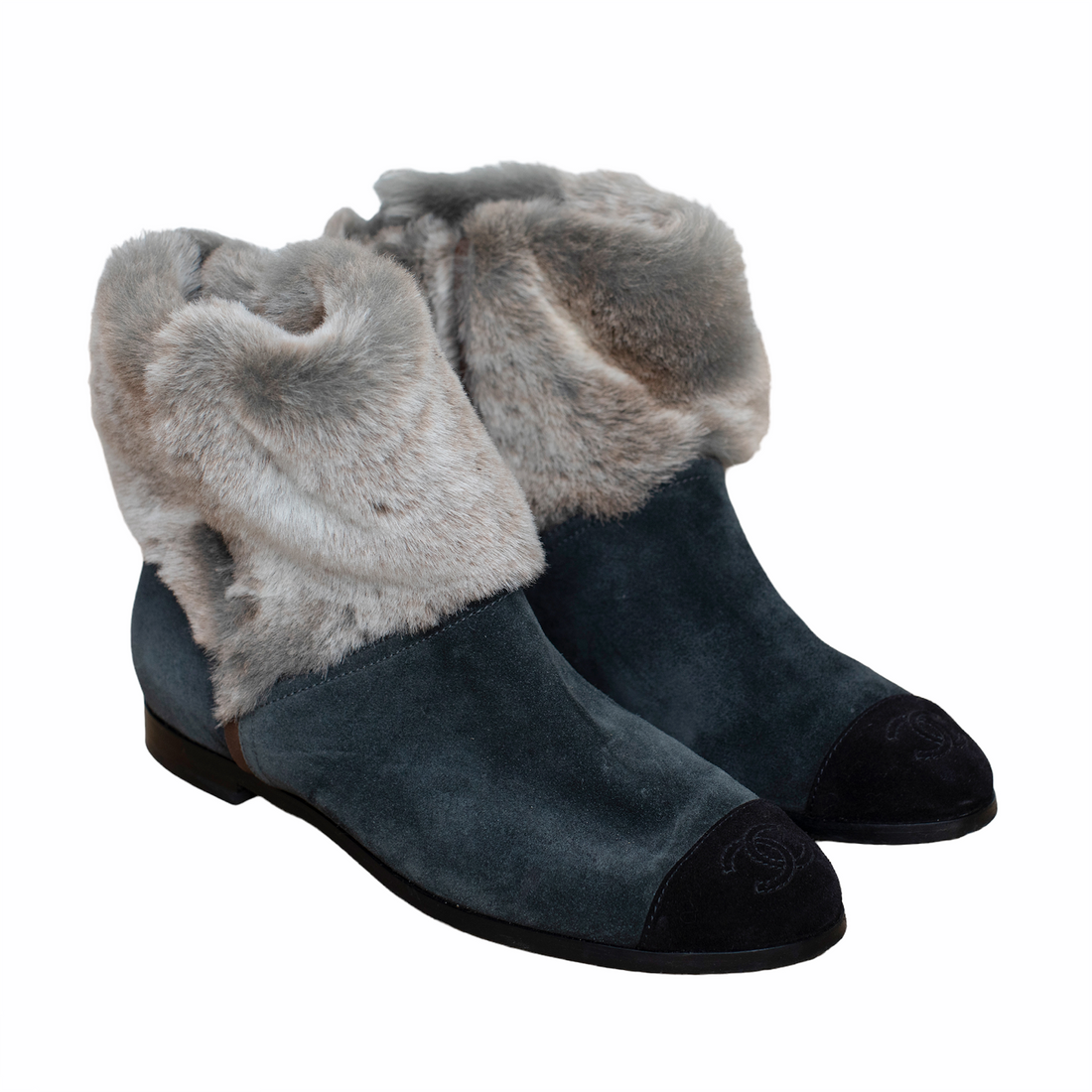 Chanel suede ankle boots with fur trim