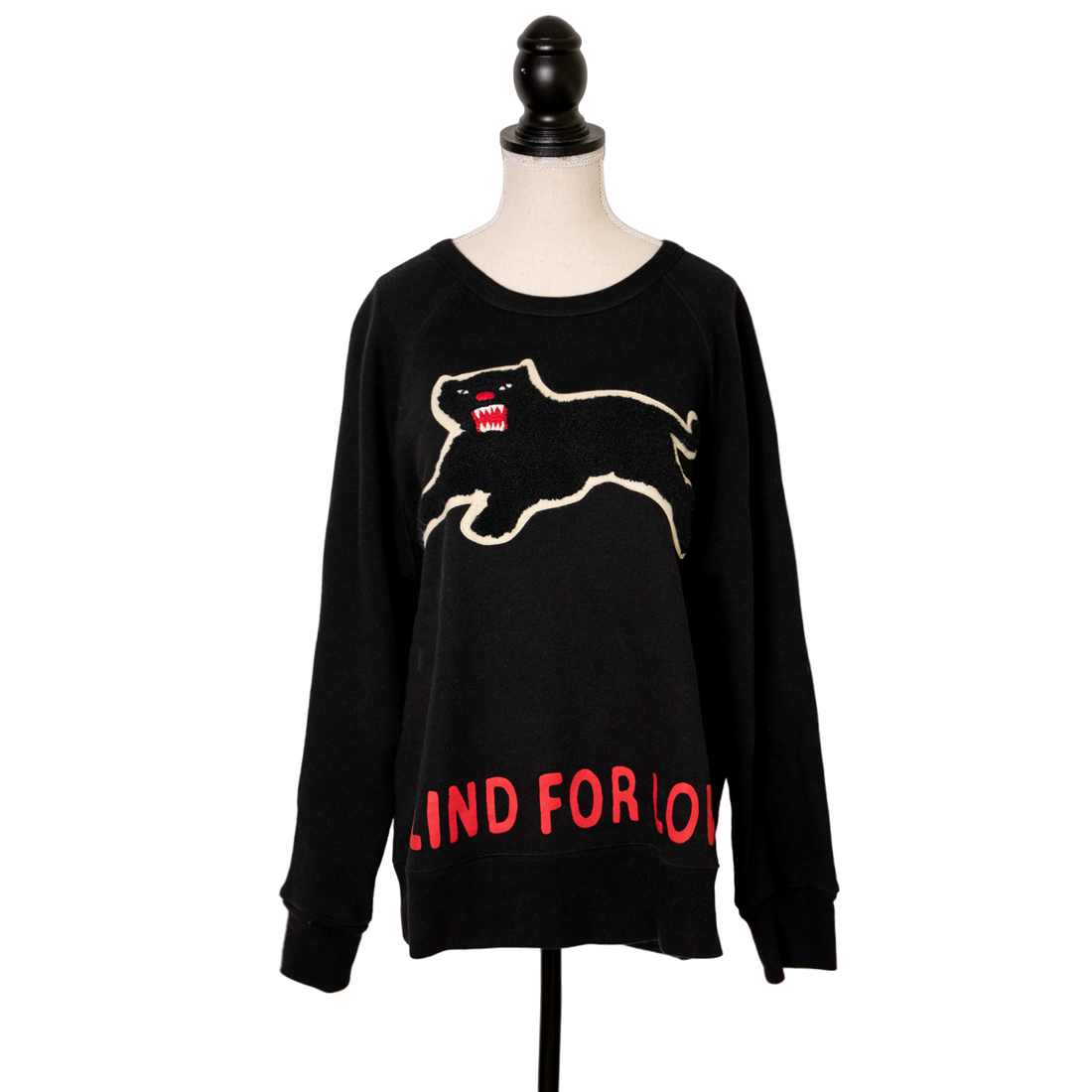 Gucci oversized sweatshirt with "Blind for Love" print