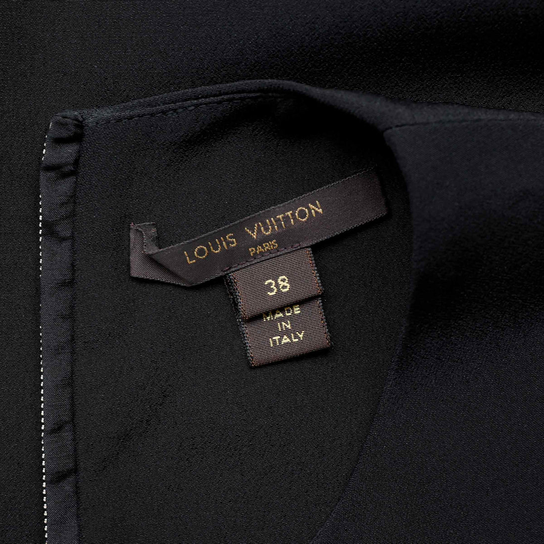 Louis Vuitton Ärmelloses Shiftkleid mit Lederapplikationen