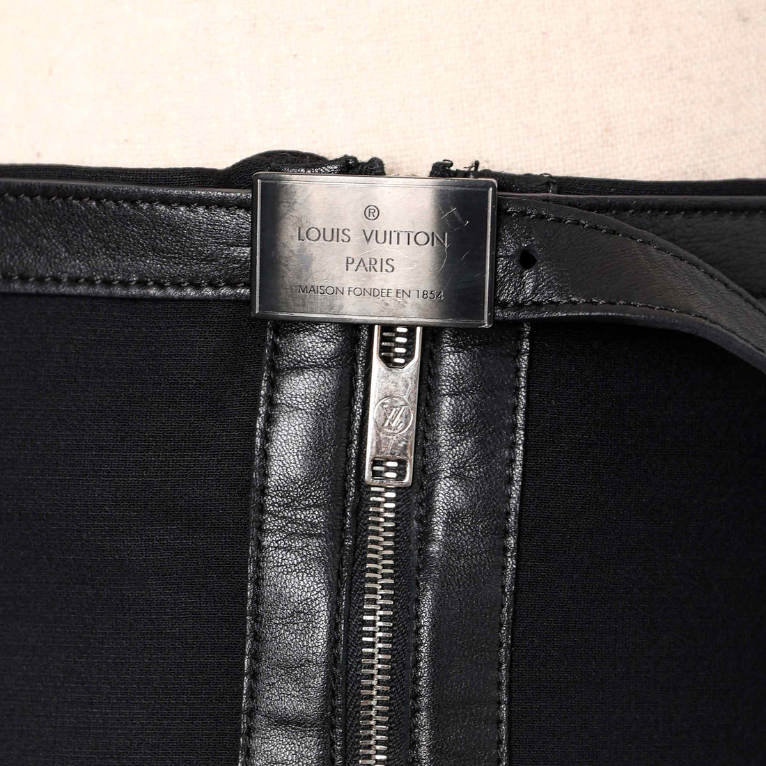 Louis Vuitton Rock mit Reißverschluss und integriertem Ledergürtel