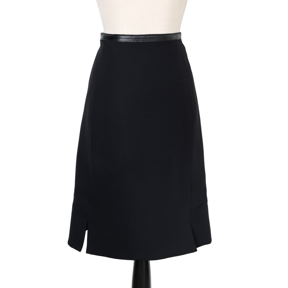 Louis Vuitton skirt with zip and integrated leather belt
