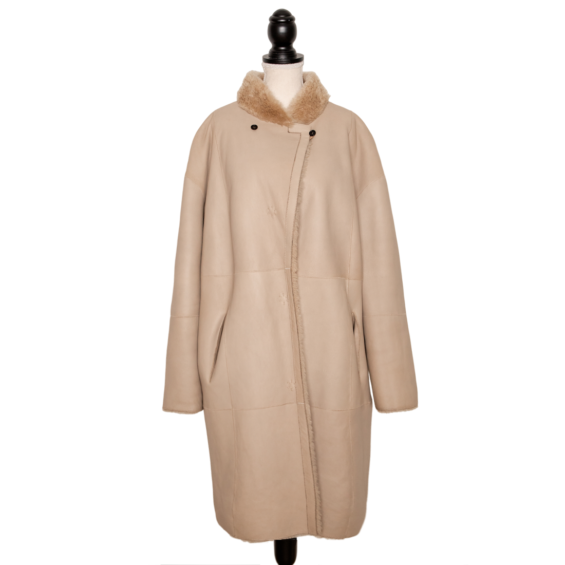 Windsor lambskin reversible coat in an oversize look