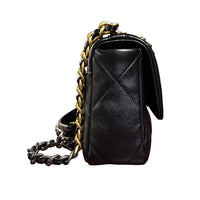 Chanel 19 Flap Bag aus schwarzem Lammleder