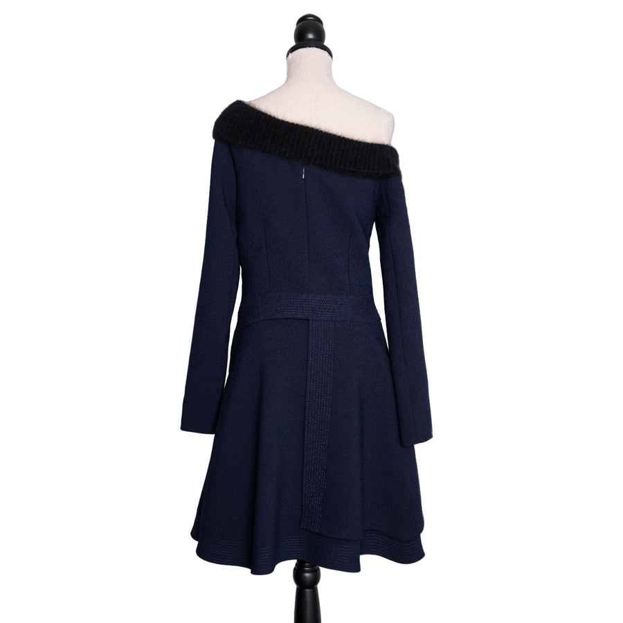 Christian Dior Elegant fitted dress in a wrap look with angora collar