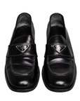 Prada Klassische schwarze Loafer