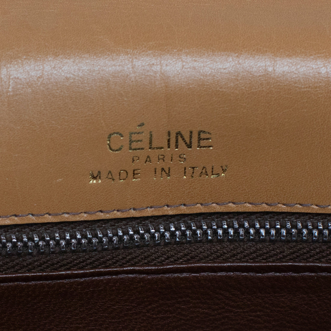 Celine Vintage "Triomphe" Schultertasche mit Handspiegel