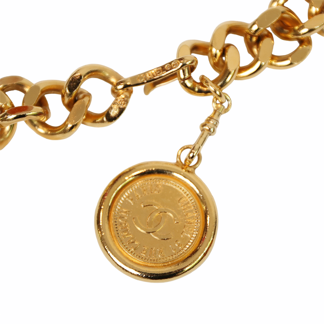 Chanel gold link belt with logo details