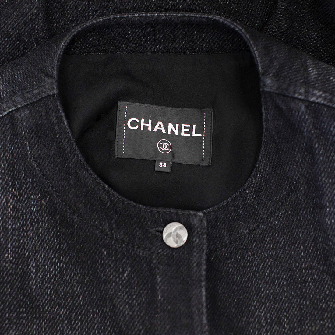 Chanel Jacke im Used Jeans Style
