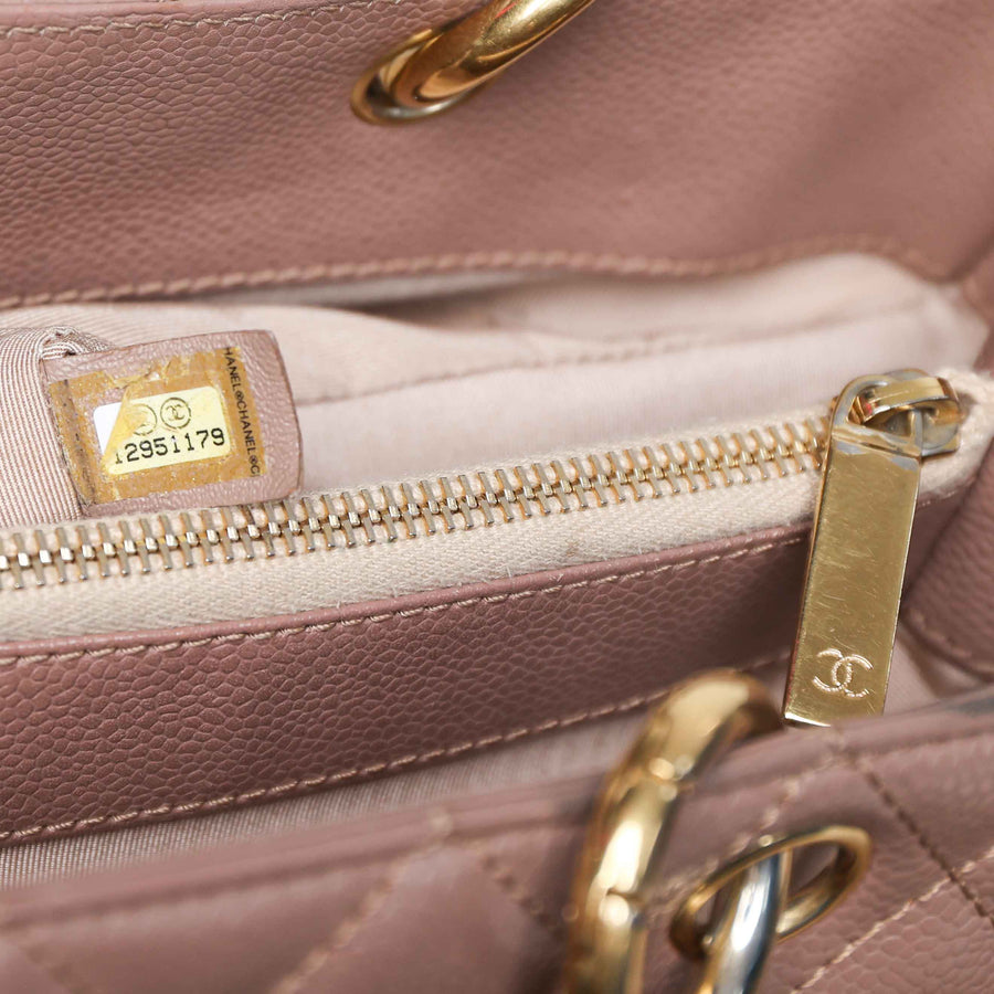 Chanel Schultertasche mit CC-Logo und Außentasche