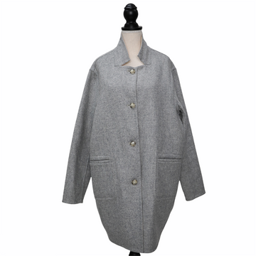 Closed "Double Face" short coat that is reversible