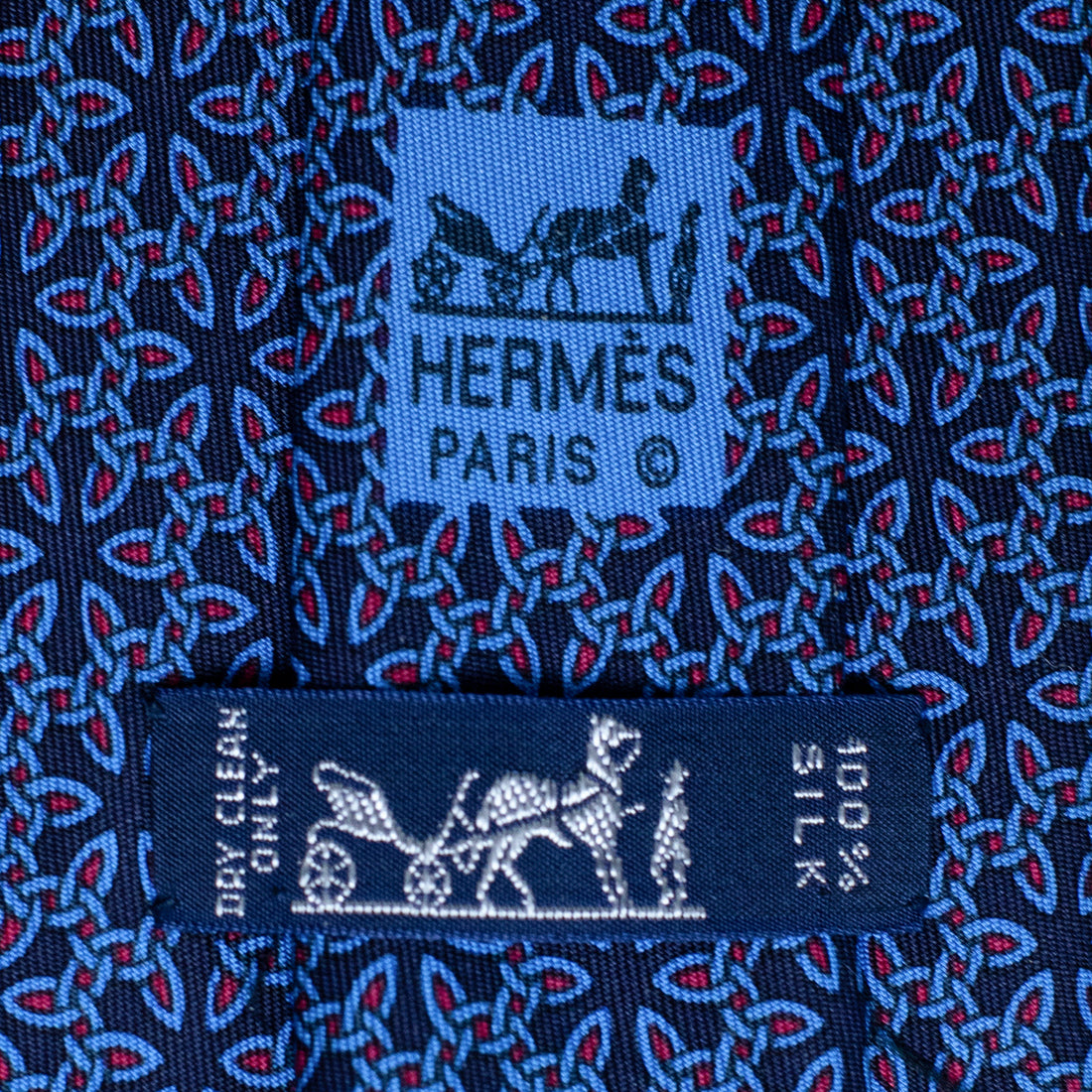 Hermès Klassische Seidenkrawatte