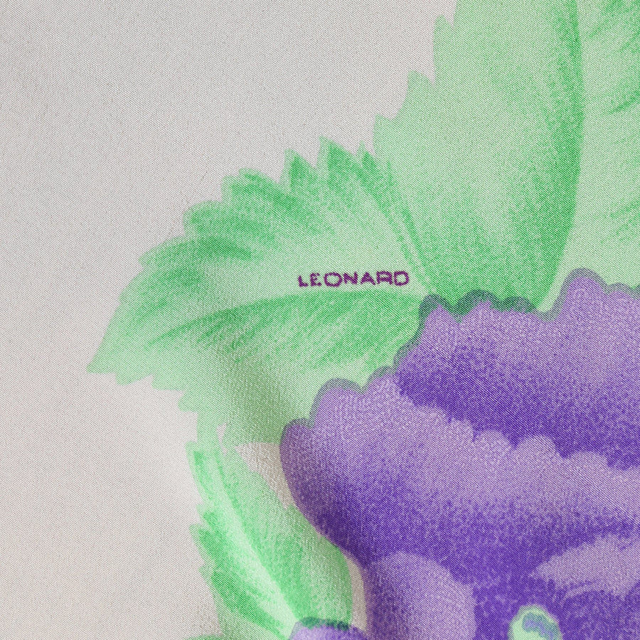 Leonard Paris Seidencarré mit Blütenprint Weiß / Multicolor