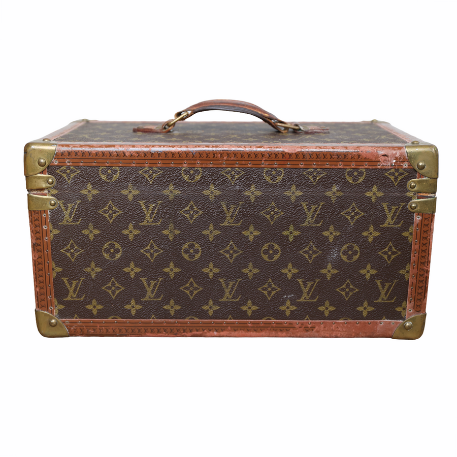 Louis Vuitton Vintage Monogram Cosmetic Travel Train Case  Louis vuitton  makeup bag, Vintage louis vuitton, Louis vuitton