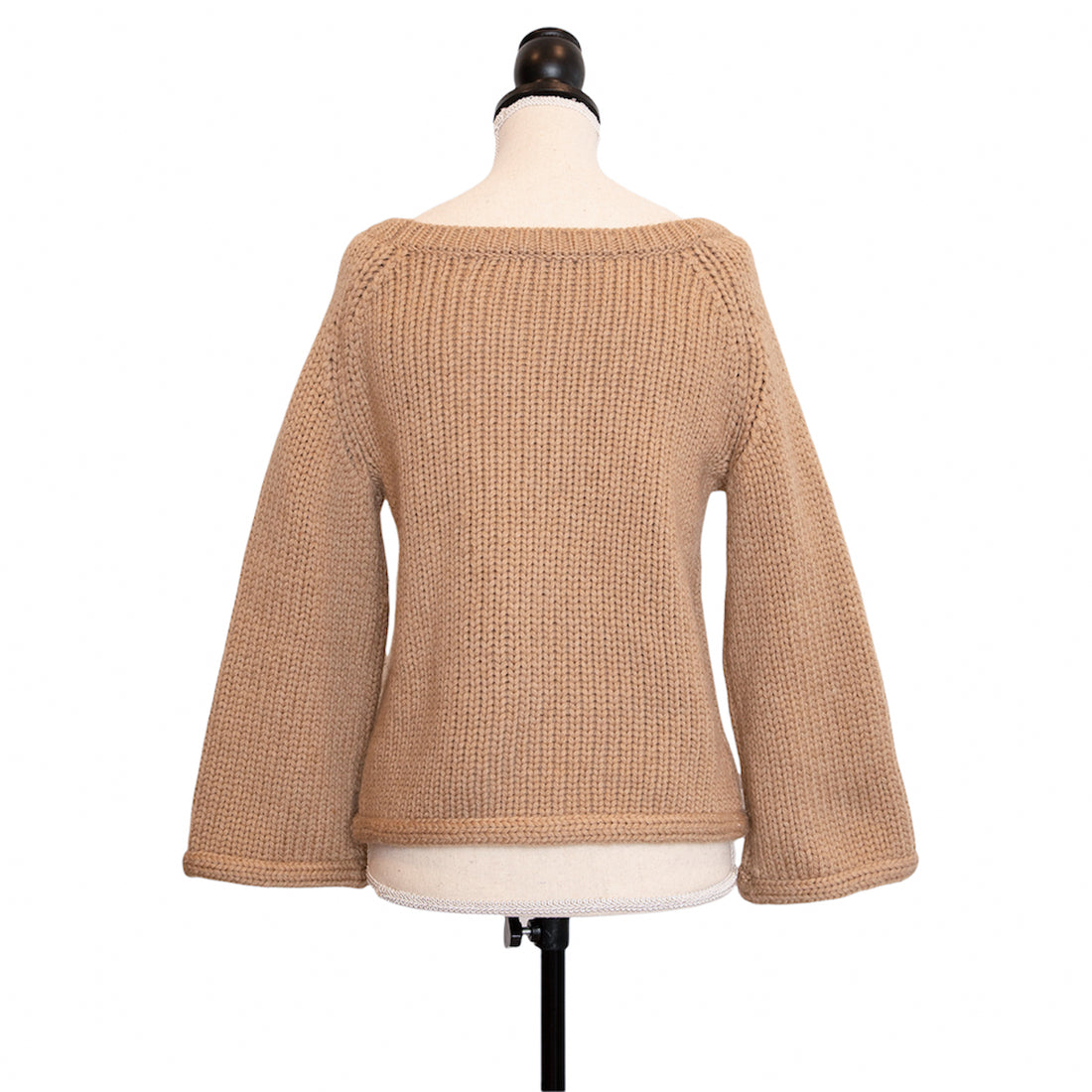 Dorothee Schumacher sweater in a crop top look