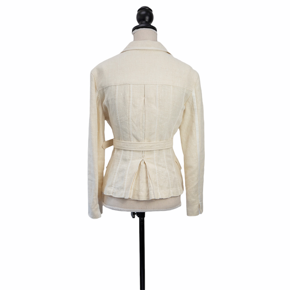 Strenesse linen jacket with belt and patch pockets